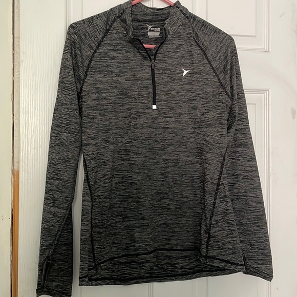 Long sleeve active shirt - Picture 1 of 3
